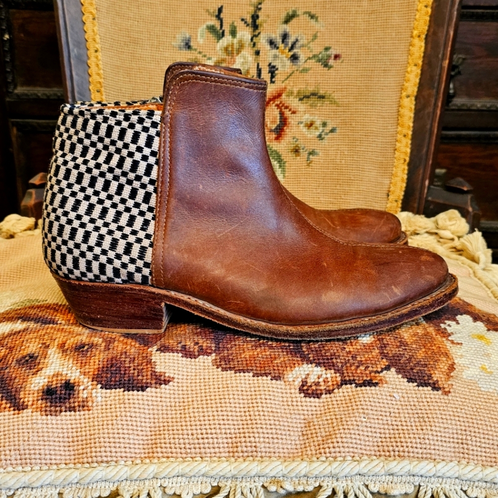 The Root Collective genuine leather brown boots size 8